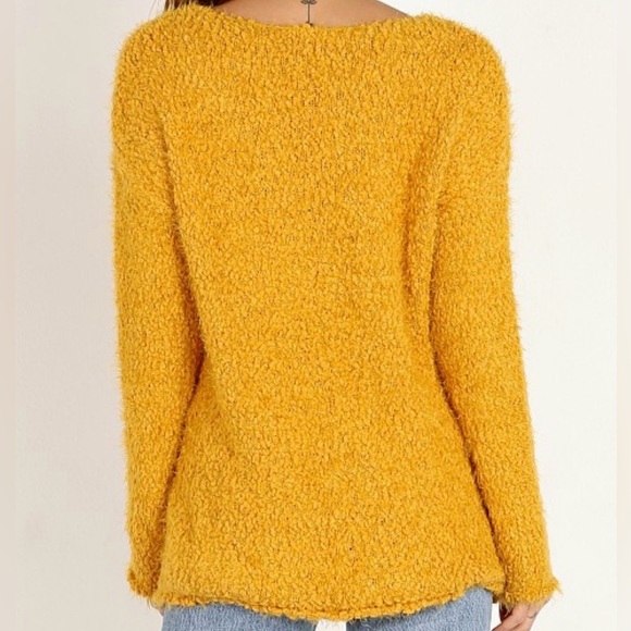 BB Dakota Debra Boucle Yarn Sweater Royalty Yellow - Picture 2 of 4